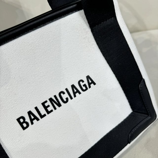 Balenciaga handbag: seller detail photo 6