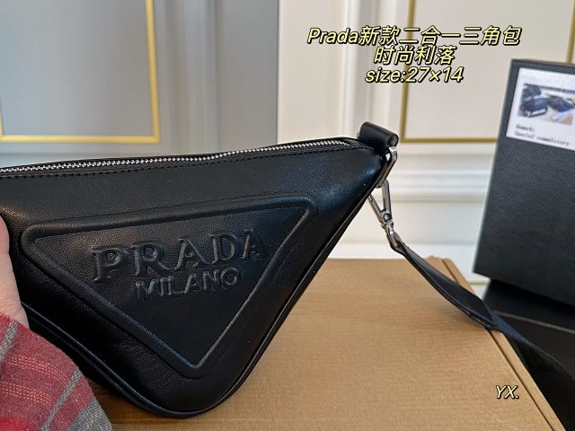 Prada crossbody bag: seller detail photo 3