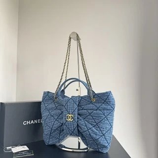 Chanel Bag: seller detail photo 3