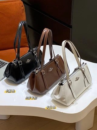 Coach Bag: seller detail photo 1