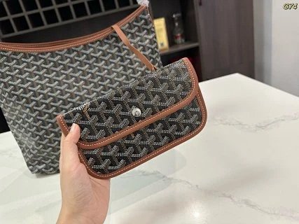 Goyard Bag: seller detail photo 3