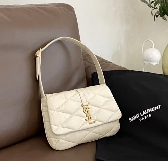 YSL Saint Laurent Bag: seller detail photo 1