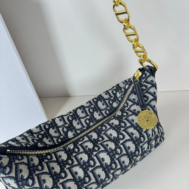 Dior crossbody bag: seller detail photo 8