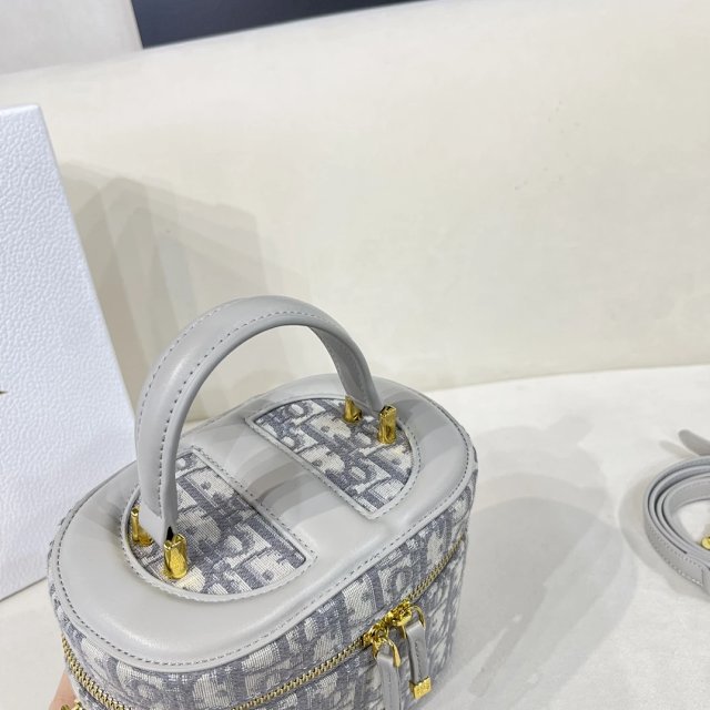 Dior handbag: seller detail photo 6
