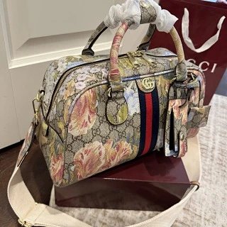 Gucci Bag: seller detail photo 4