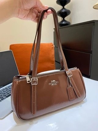 Coach Bag: seller detail photo 4
