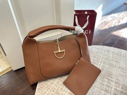 Gucci Bag: seller detail photo 3