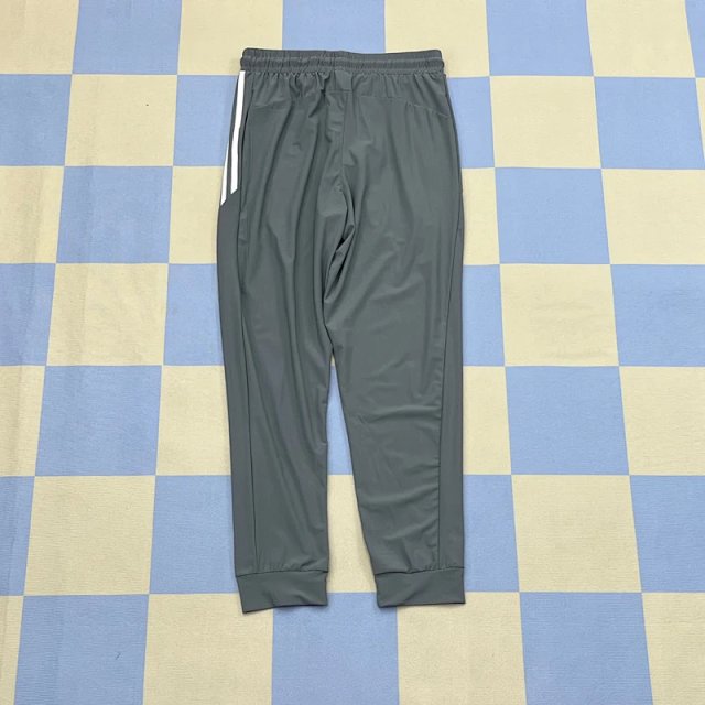 Adidas pants: seller detail photo 5