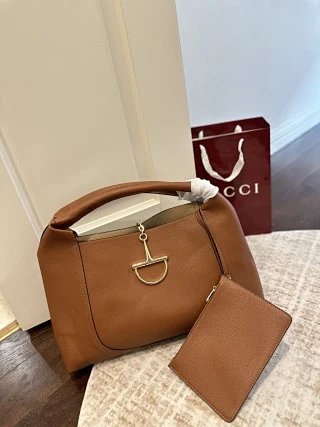 Gucci Bag: seller detail photo 1