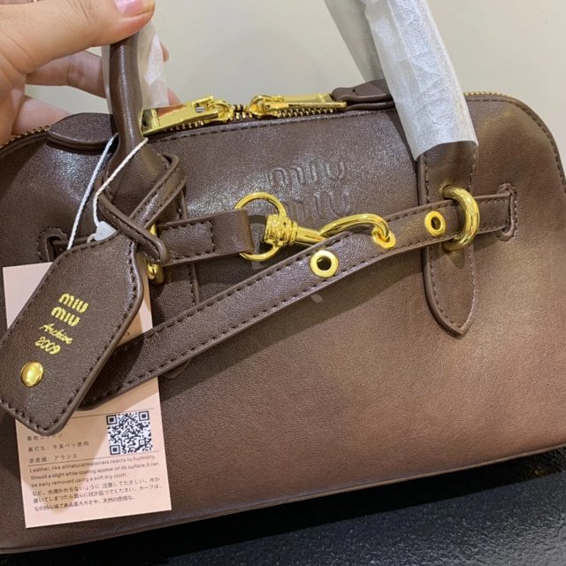 MiuMiu handbag: seller detail photo 8