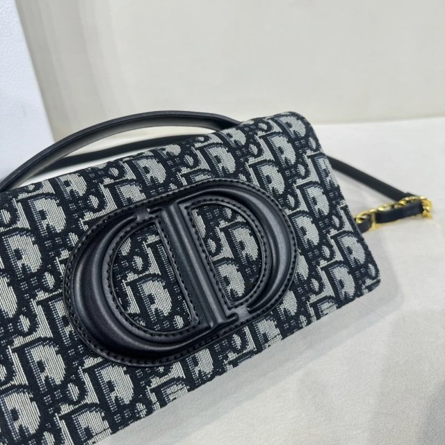 Dior crossbody bag: seller detail photo 6
