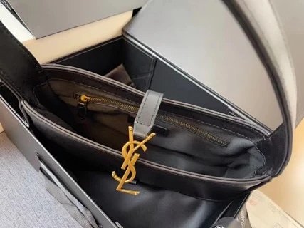 YSL Saint Laurent Bag: seller detail photo 7