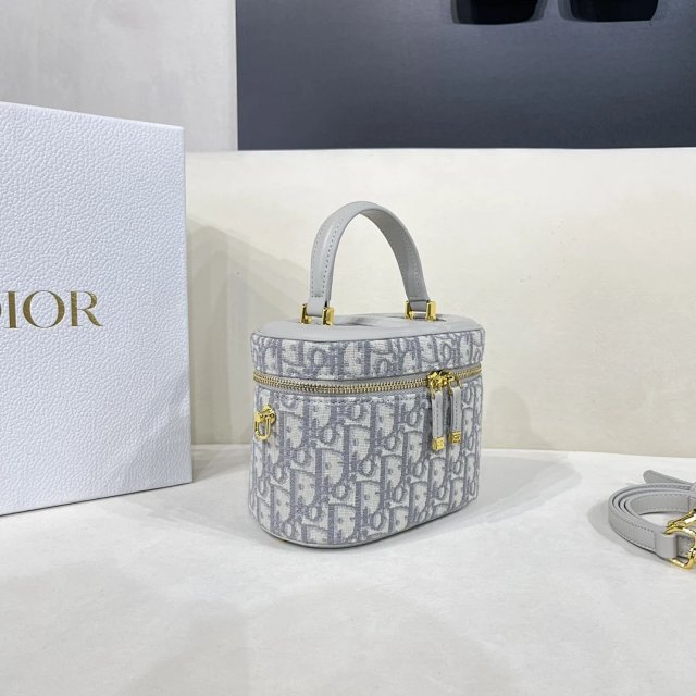 Dior handbag: seller detail photo 3