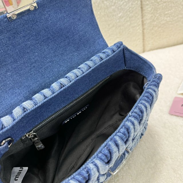 MiuMiu handbag: seller detail photo 8