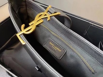 YSL Saint Laurent Bag: seller detail photo 9