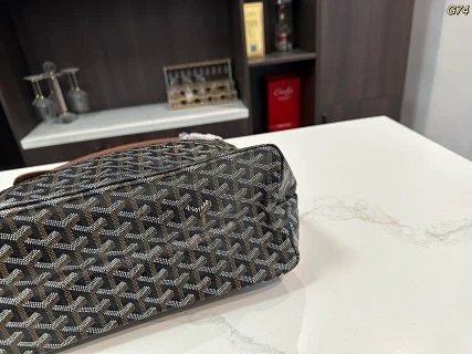 Goyard Bag: seller detail photo 7