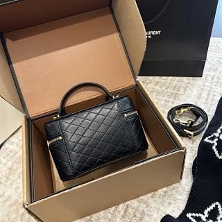 YSL Saint Laurent Bag: seller detail photo 6