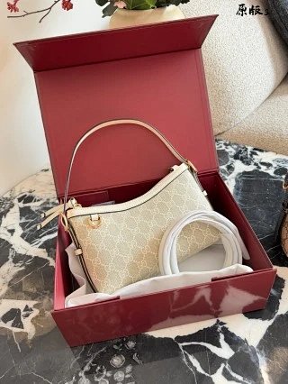 Gucci Bag: seller detail photo 3