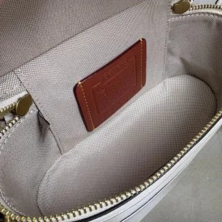 Coach Bag: seller detail photo 7