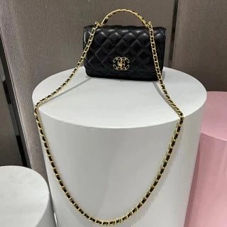 Chanel Bag: seller detail photo 2