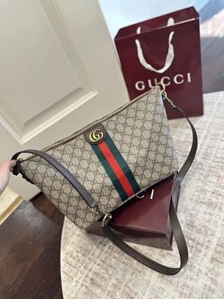 Gucci Bag: seller detail photo 4