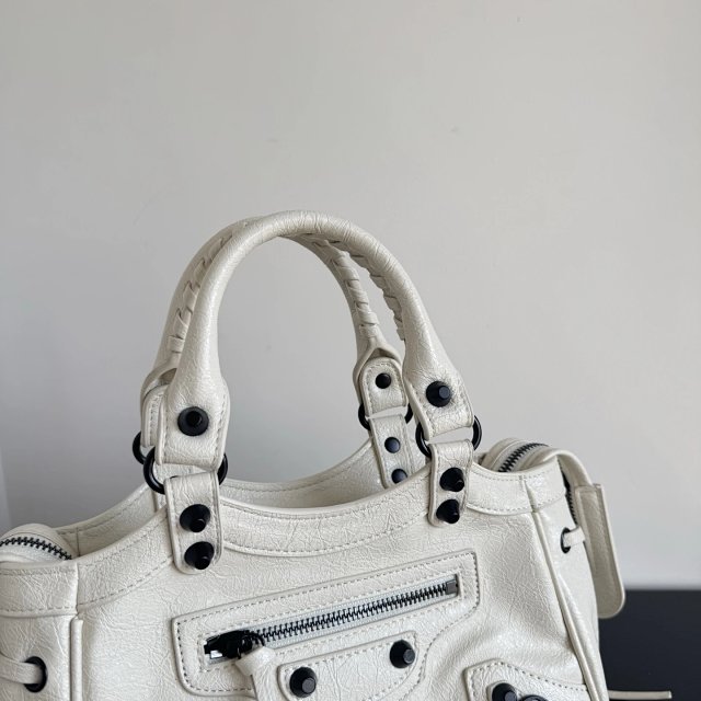 Balenciaga handbag: seller detail photo 6