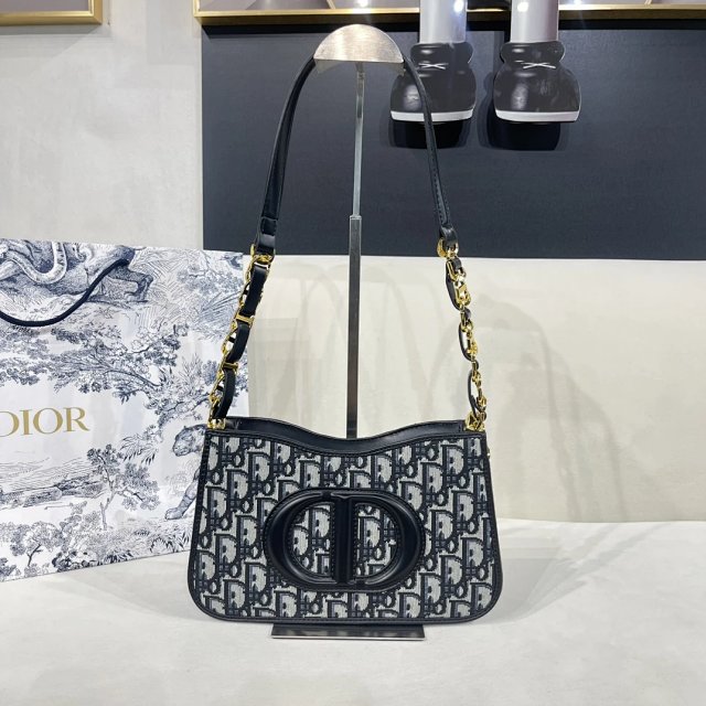 Dior crossbody bag: seller detail photo 1