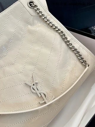 YSL Saint Laurent Bag: seller detail photo 2