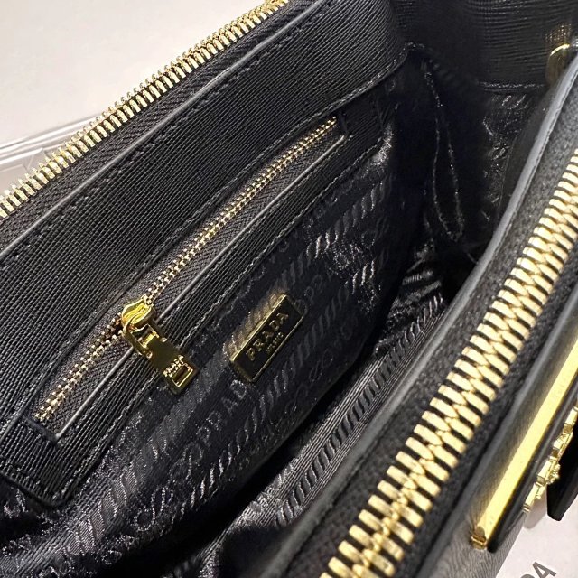 Prada handbag: seller detail photo 7