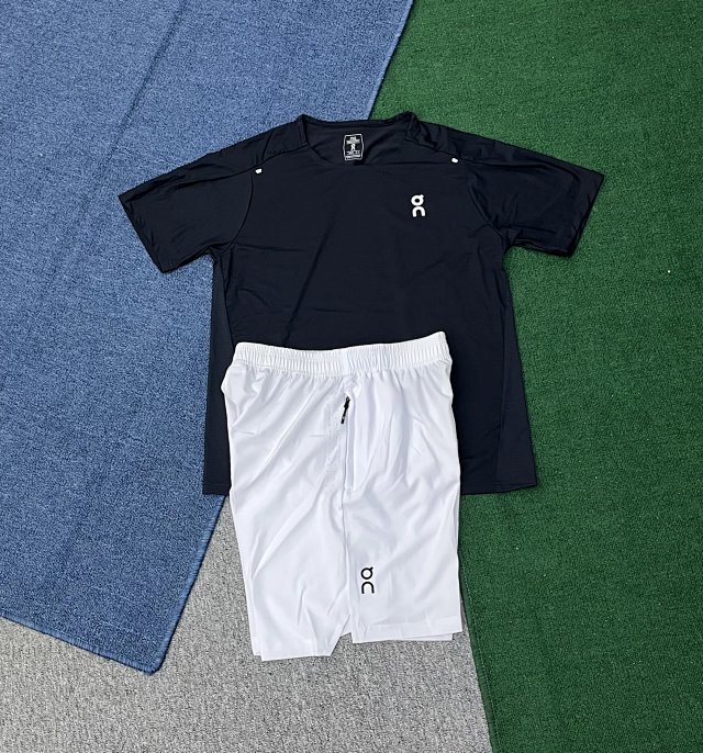 On Running Sports T-shirt & Shorts Set: seller detail photo 9