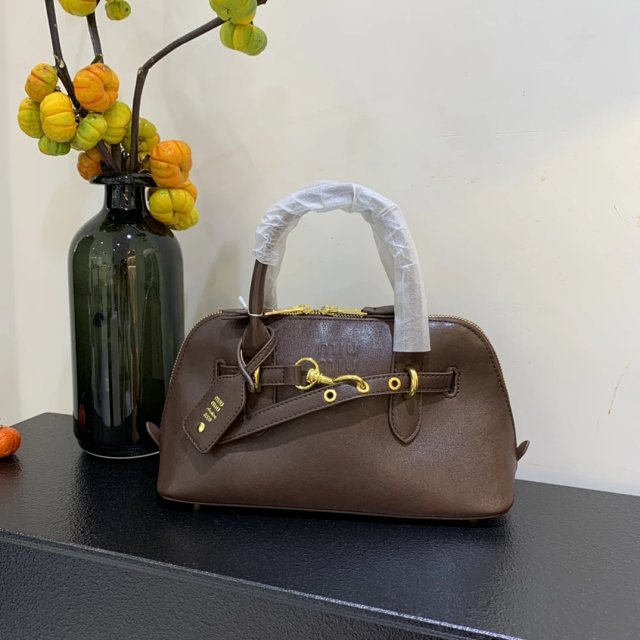MiuMiu handbag: seller detail photo 1