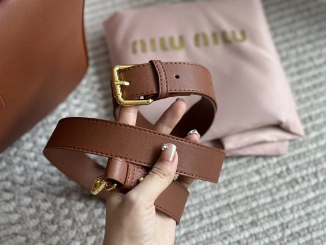 MiuMiu handbag: seller detail photo 9