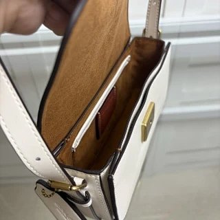 Coach Bag: seller detail photo 7