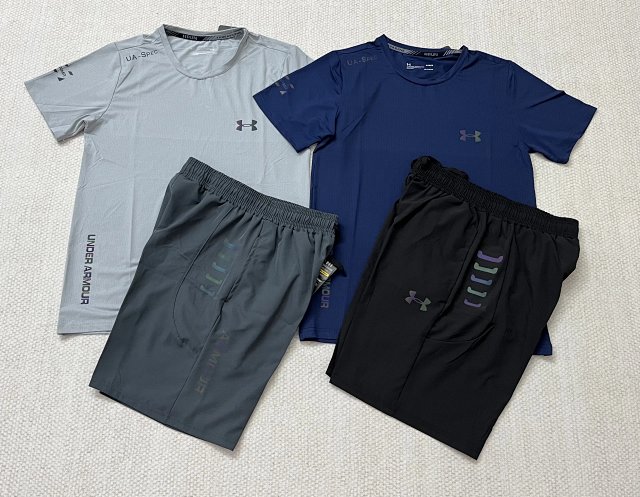 Under Armour T-shirt & Shorts Set: seller detail photo 2