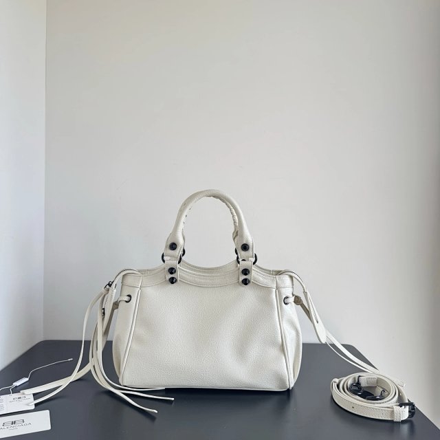 Balenciaga handbag: seller detail photo 2