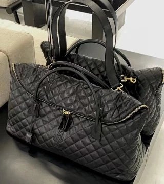 YSL Saint Laurent Bag: seller detail photo 3