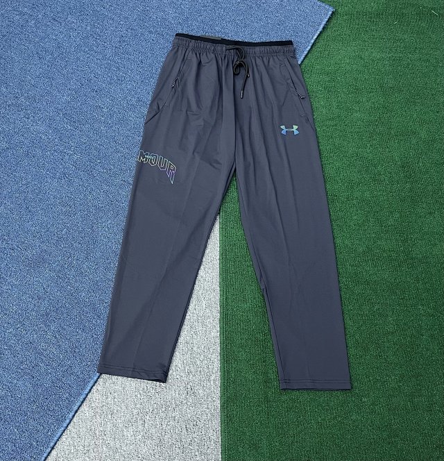 Under Armour pants: seller detail photo 4