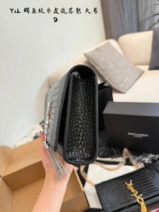 YSL Saint Laurent Bag: seller detail photo 6