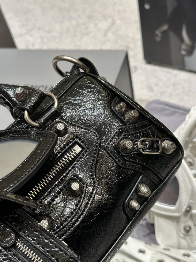 Balenciaga handbag: seller detail photo 7