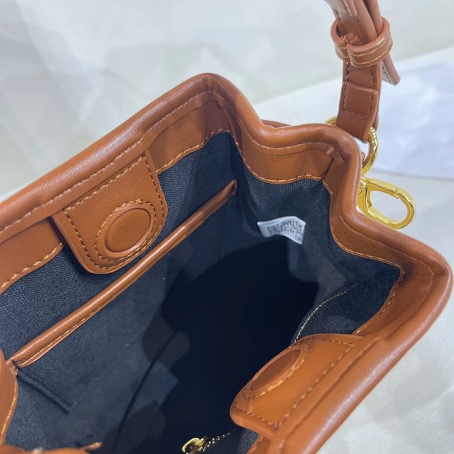 Dior crossbody bag: seller detail photo 8