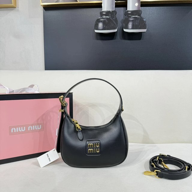 MiuMiu handbag: seller detail photo 1