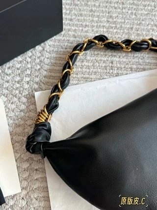 YSL Saint Laurent Bag: seller detail photo 2