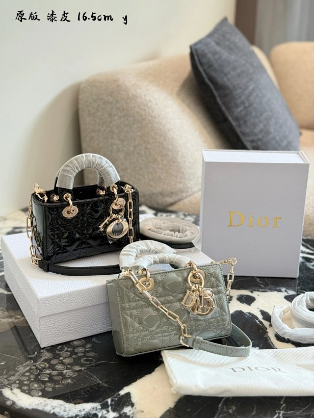 Dior handbag: seller detail photo 1