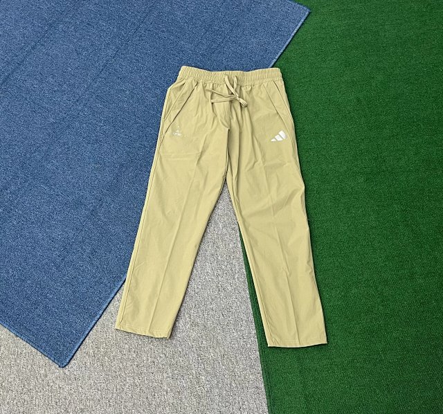 Adidas pants: seller detail photo 5