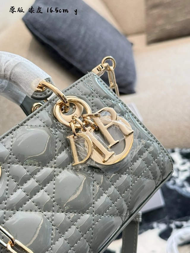 Dior handbag: seller detail photo 3