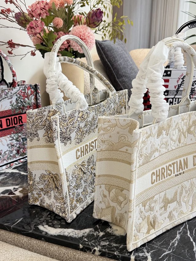 Dior handbag: seller detail photo 6