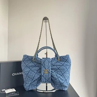 Chanel Bag: seller detail photo 9