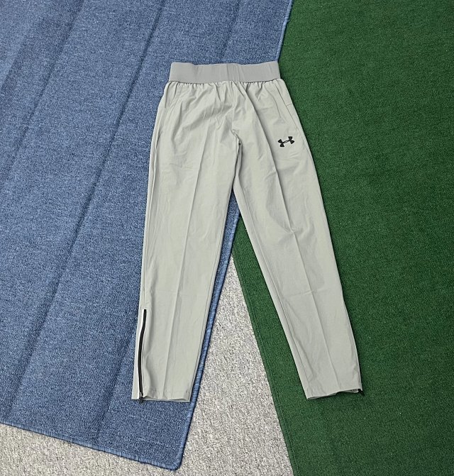 Under Armour pants: seller detail photo 3