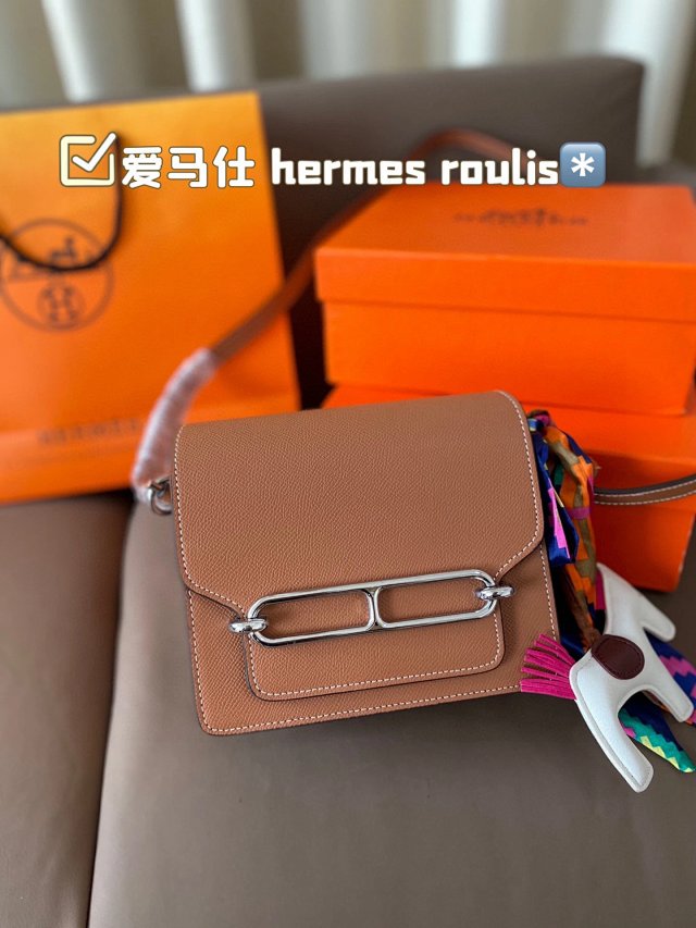 Hermès crossbody bag: seller detail photo 2