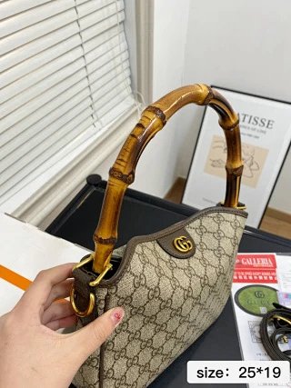 Gucci Bag: seller detail photo 7
